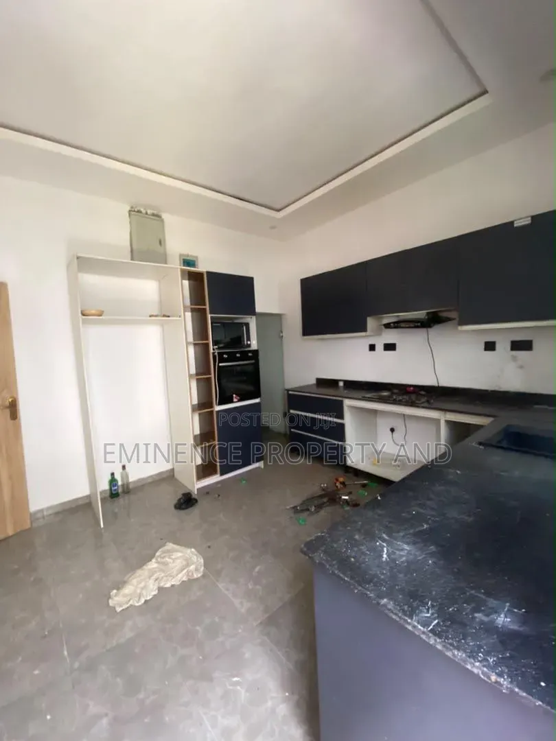 3bdrm Duplex in Lbs Ajah, Lekki Expressway for rent in Lekki Expressway