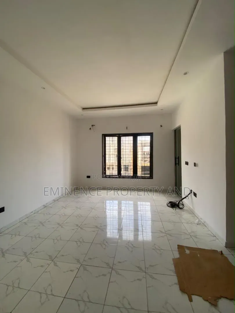 3bdrm Duplex in Lbs Ajah, Lekki Expressway for rent in Lekki Expressway