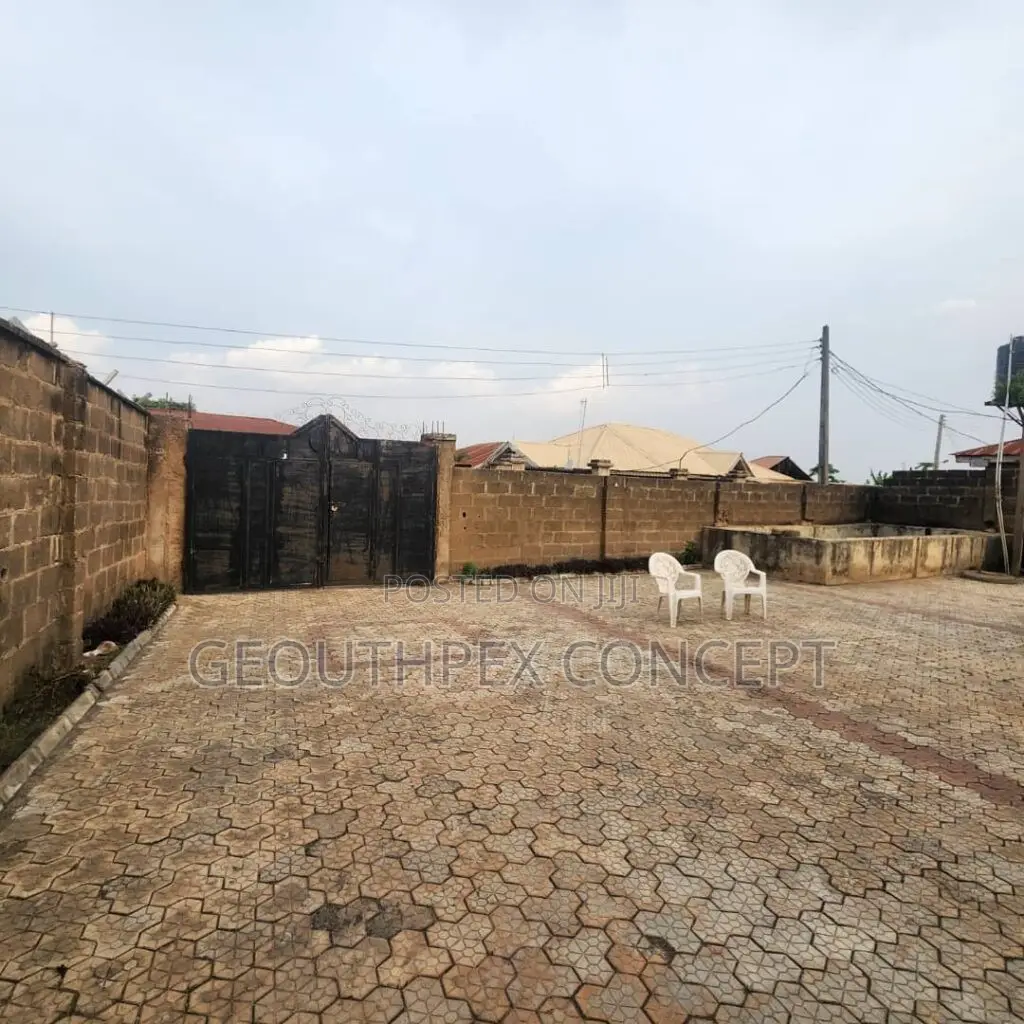 4bdrm Bungalow in Akobo for sale in Akobo