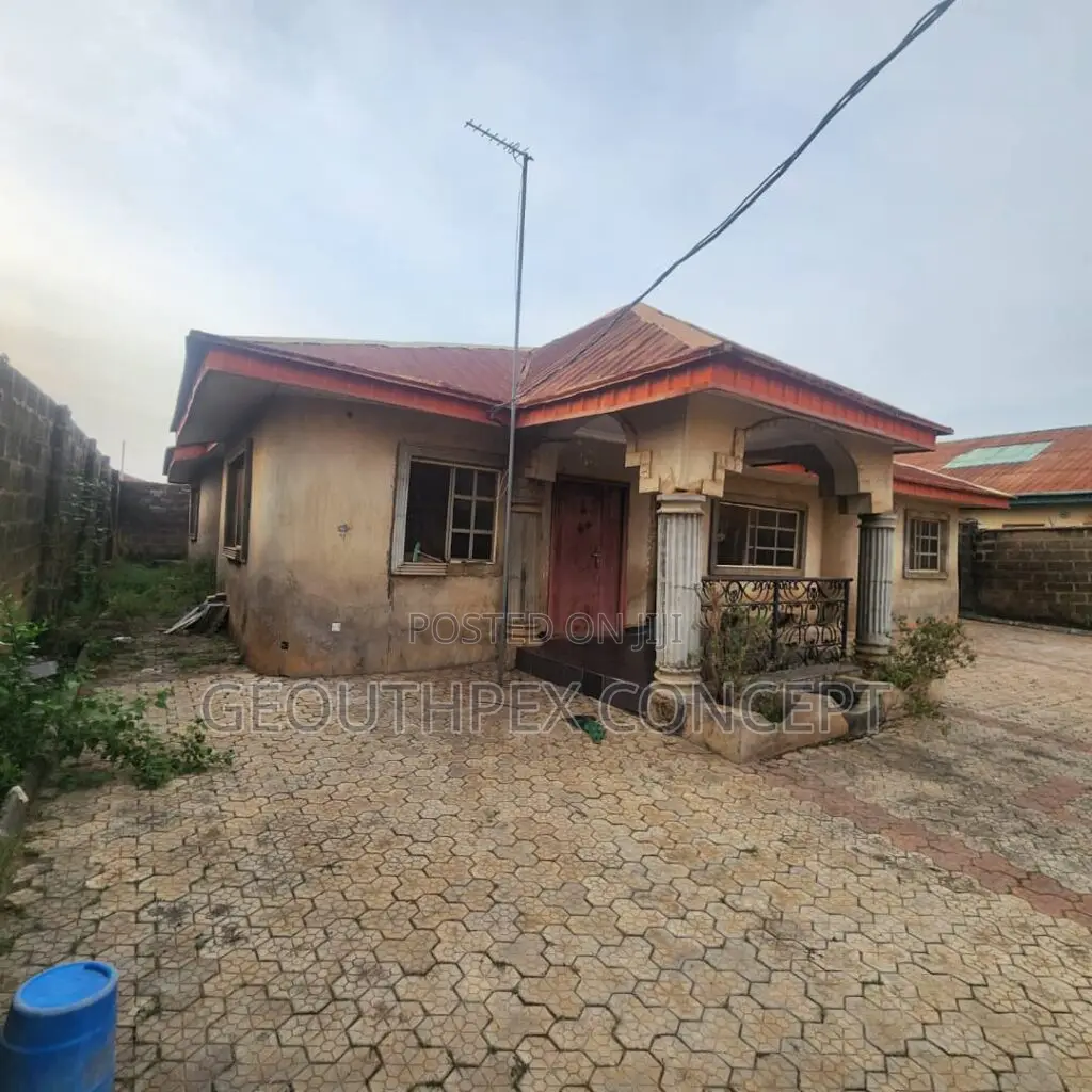 4bdrm Bungalow in Akobo for sale in Akobo