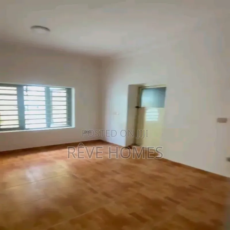 3bdrm Block of Flats in Akoka for rent in Akoka