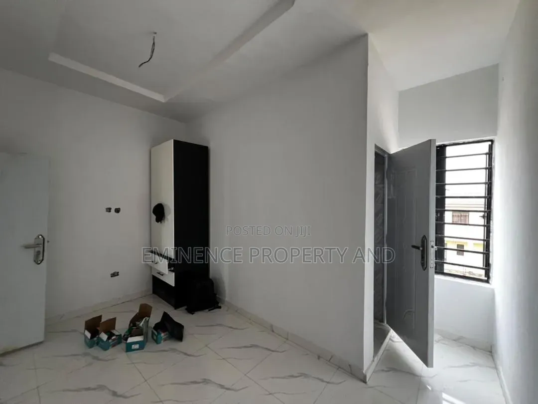 4bdrm Duplex in Thomas Estate for rent in Thomas Estate