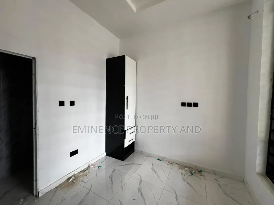 4bdrm Duplex in Thomas Estate for rent in Thomas Estate