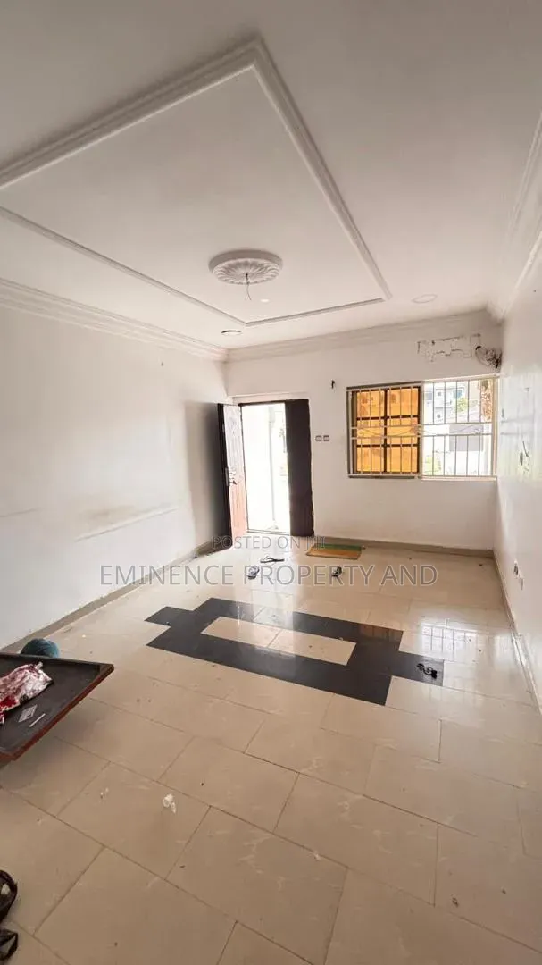 2bdrm Apartment in Ogombo for rent in Ogombo
