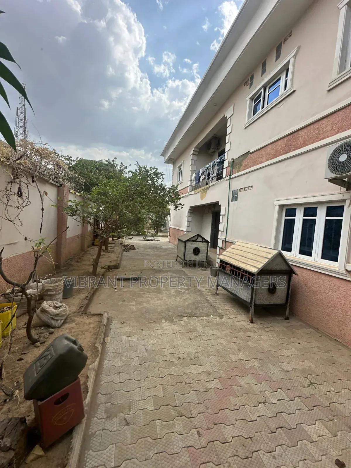 5bdrm Duplex in Narayi High Cost, Kaduna / Kaduna State for sale in Kaduna / Kaduna State