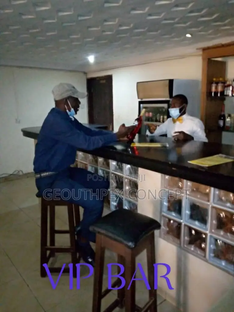 43 Room Functioning Hotel in Alakia in Alakia