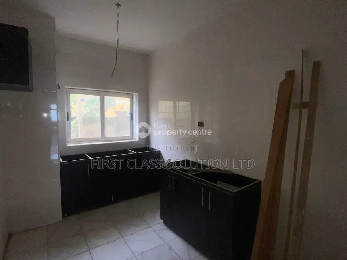 3bdrm Block of Flats in Utako for sale in Utako