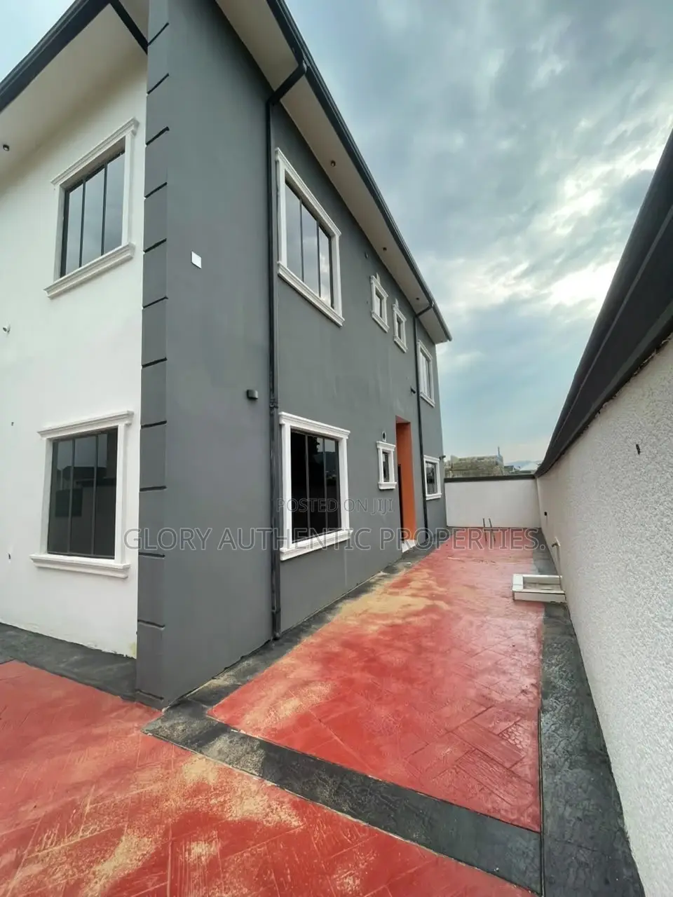 4bdrm Duplex in Dantata Estate, Kubwa for sale in Kubwa