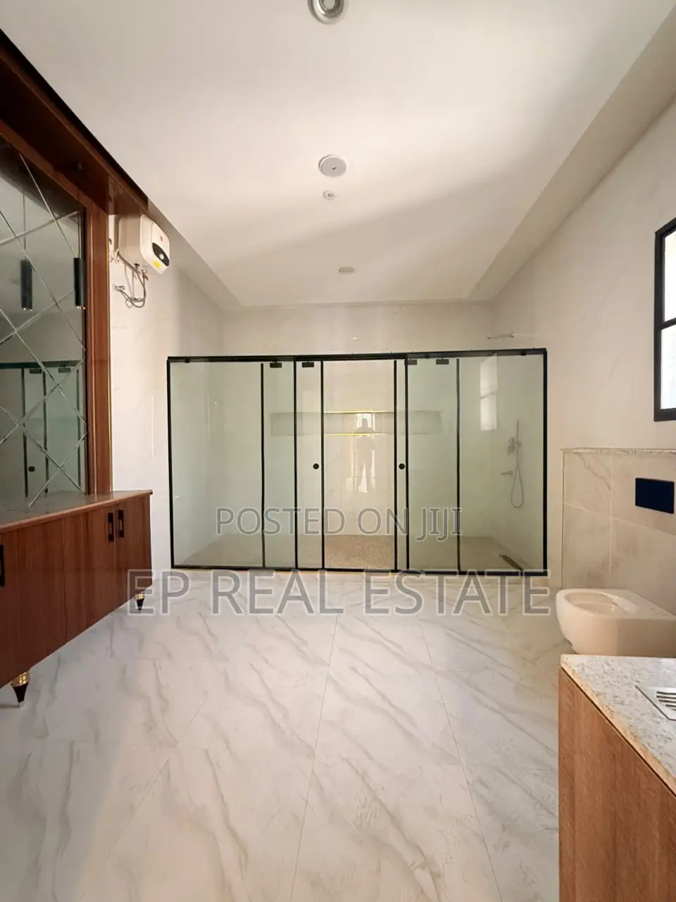 4bdrm Duplex in Utako for sale in Utako