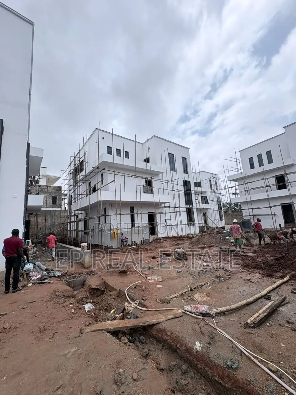 5bdrm Duplex in Katampe Extension for sale in Katampe Extension