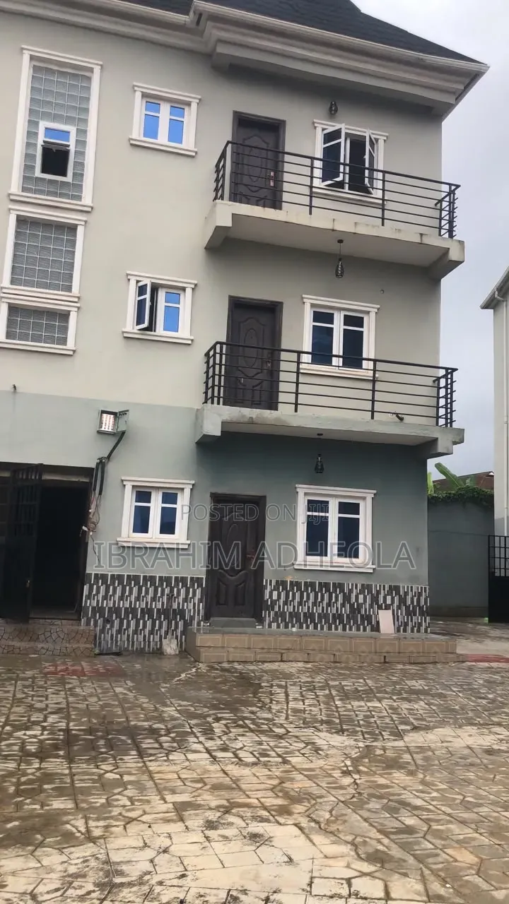 Mini Flat in Akowonjo for rent in Akowonjo