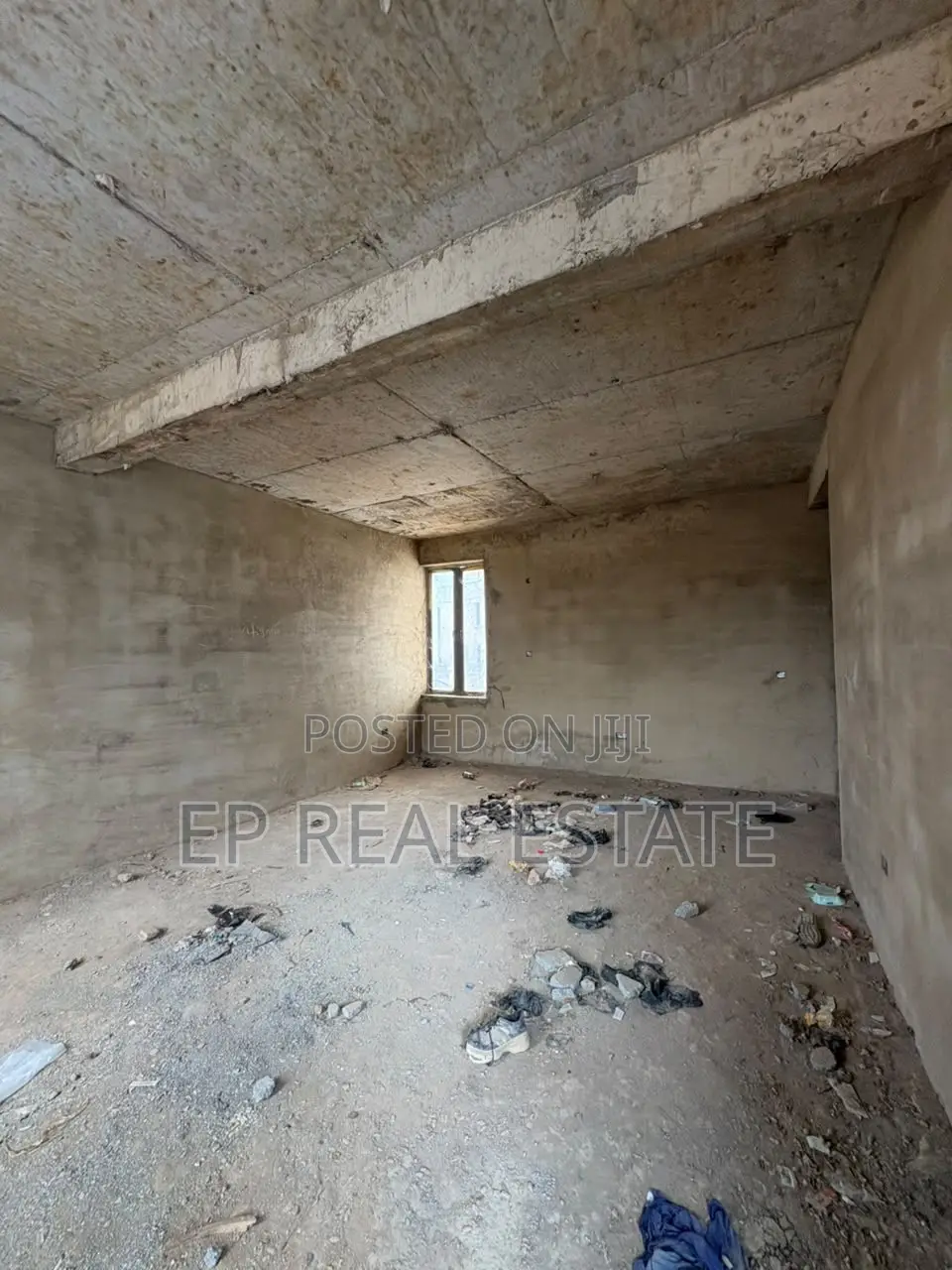 4bdrm Duplex in Apo District for sale in Apo District