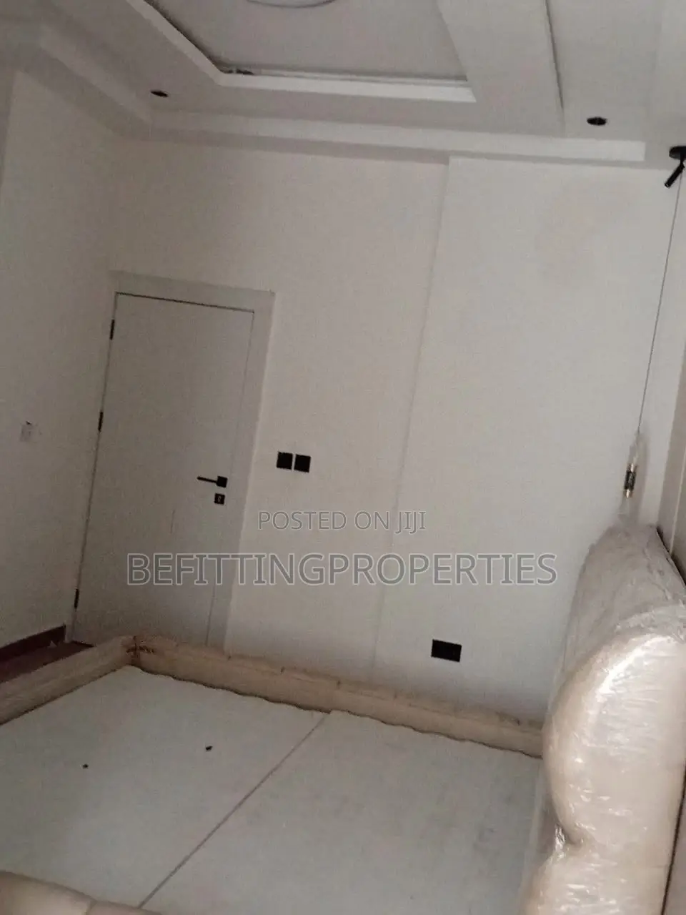 Furnished 2bdrm Apartment in Lekki Phase 1 for sale in Lekki Phase 1