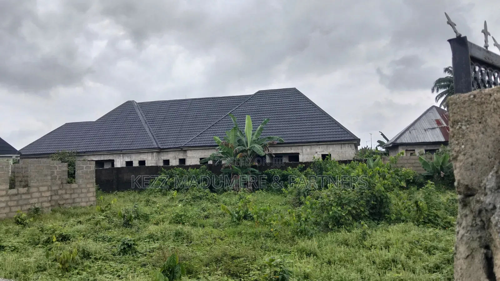 For Sale : Cofo 3 Plots at Okpara Ave. Near Abia Government House, in Umuahia