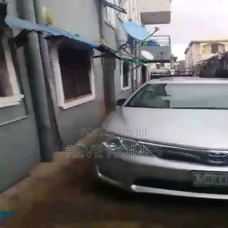 2bdrm Block of Flats in Ebute Metta for rent in Ebute Metta