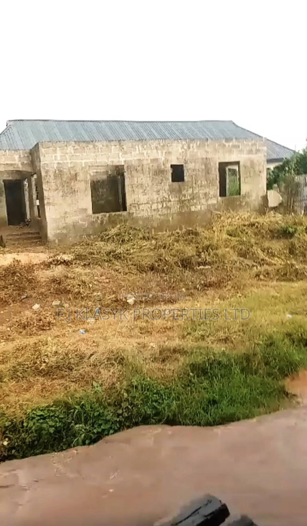Uncompleted Building on 50/100. On a Corner Piece in Benin City
