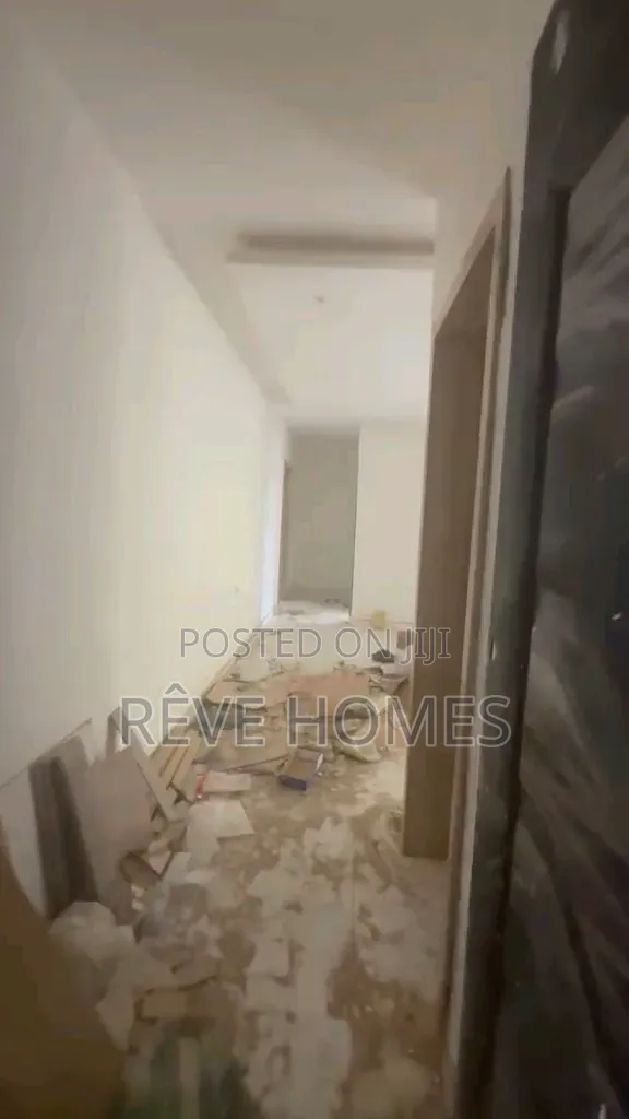 2bdrm Block of Flats in Ogudu Road for rent in Ogudu Road