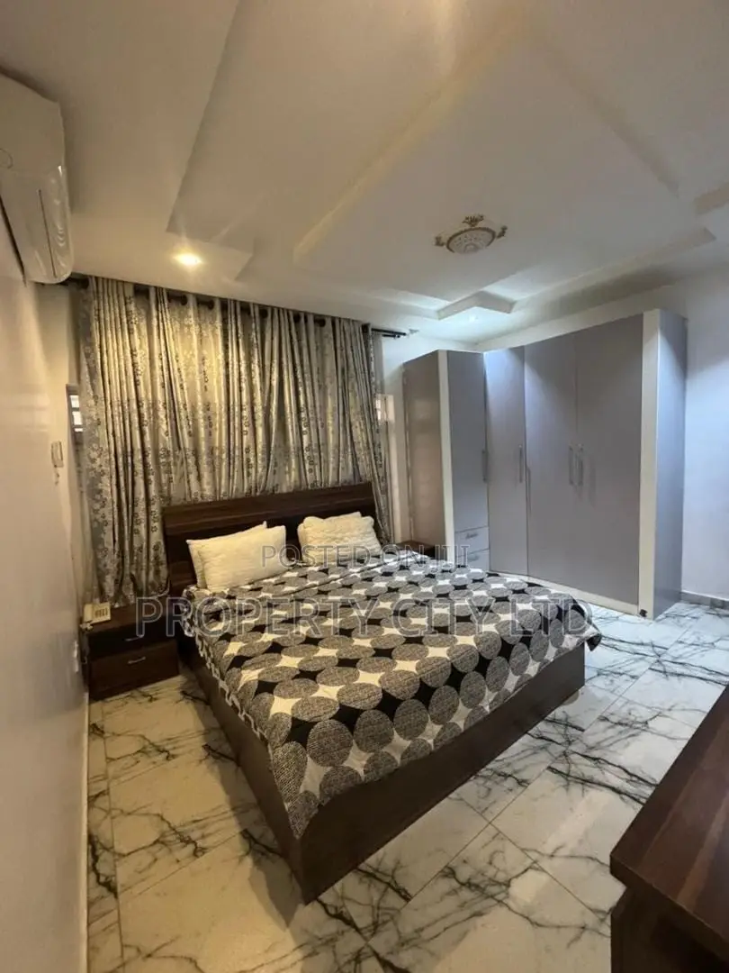 Furnished 4bdrm House in Ikeja Gra for rent in Ikeja GRA