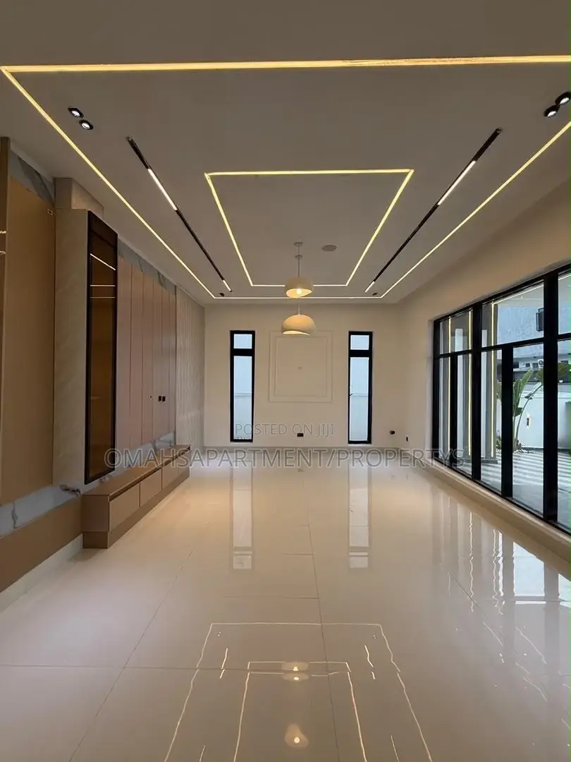 Furnished 4bdrm Duplex in Palm City, Lekki for sale in Lekki