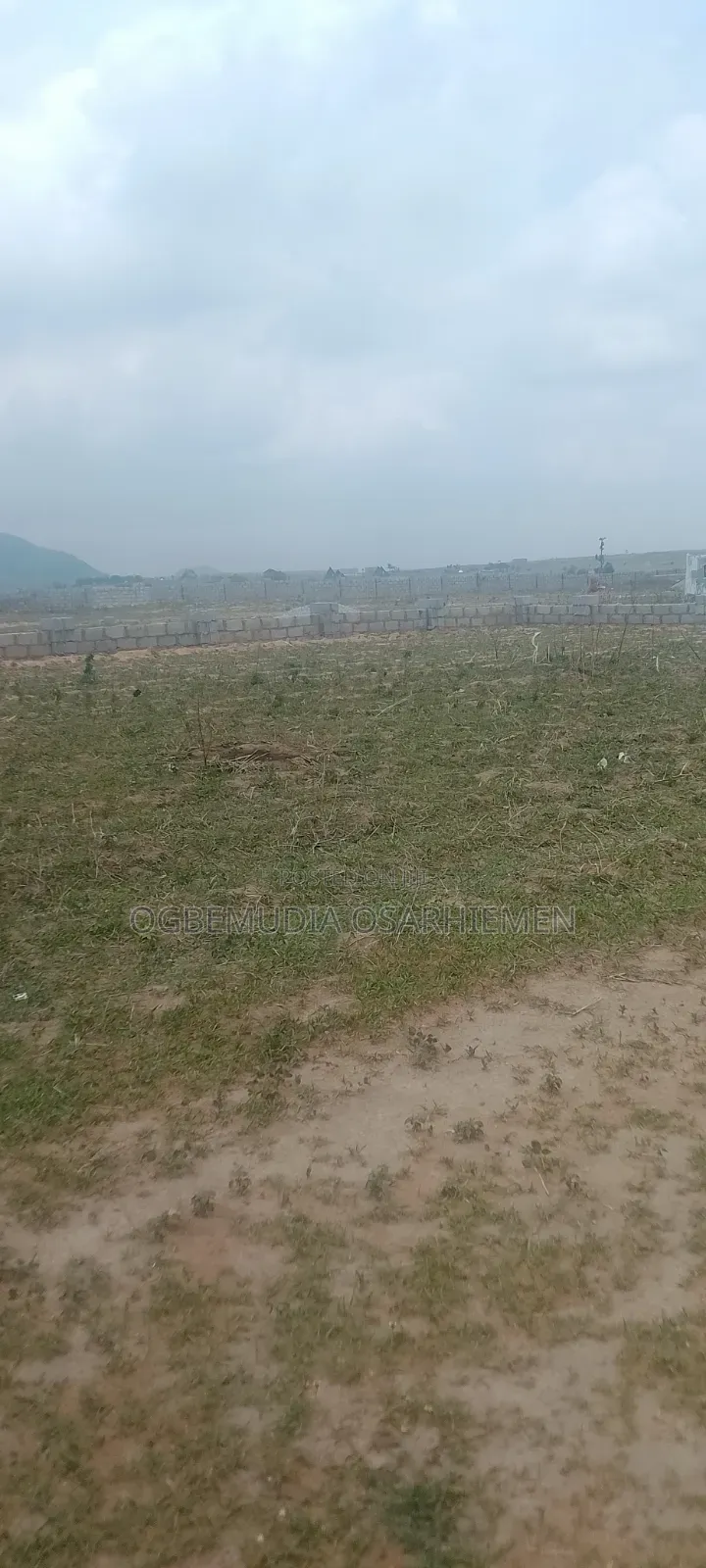 200sqm Estate Land for 4 Bedroom Terrace Duplex With CofO in Idu