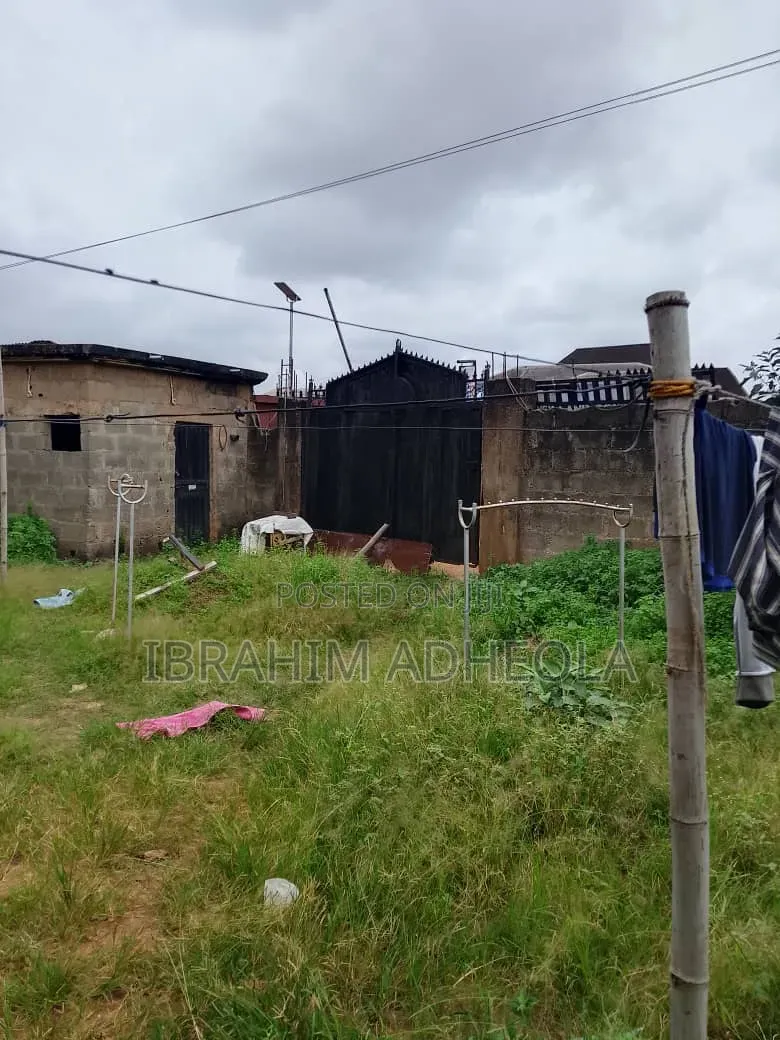 3bdrm Bungalow in Isheri Olofin for sale in Isheri / Egbe Idimu