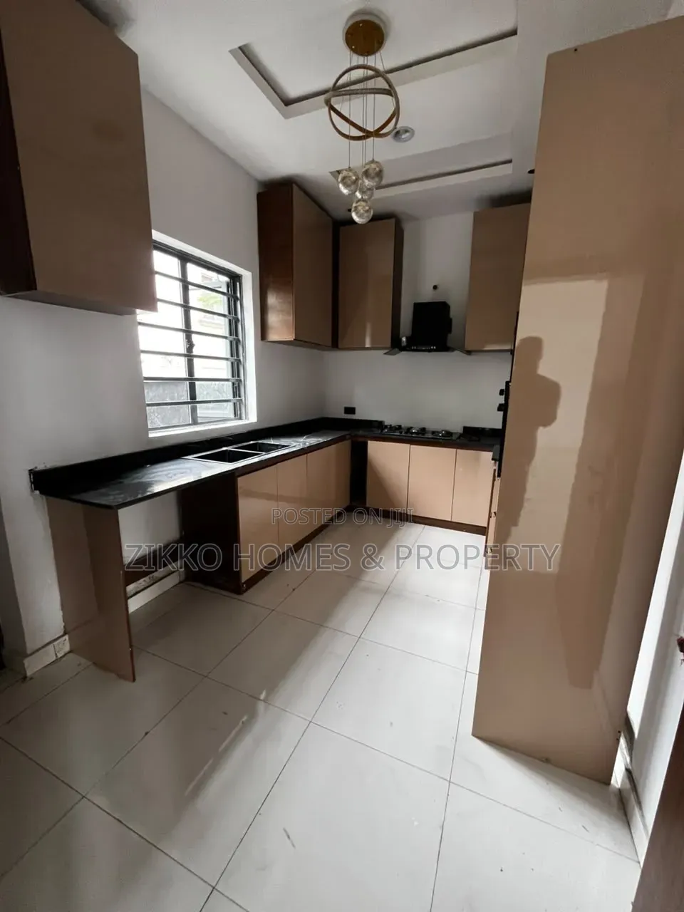 3bdrm Duplex in Sangotedo for sale in Sangotedo