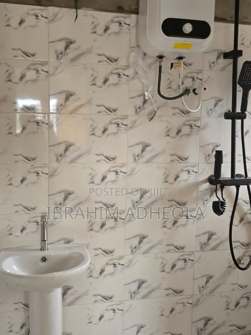 3bdrm Apartment in Okota for rent in Okota