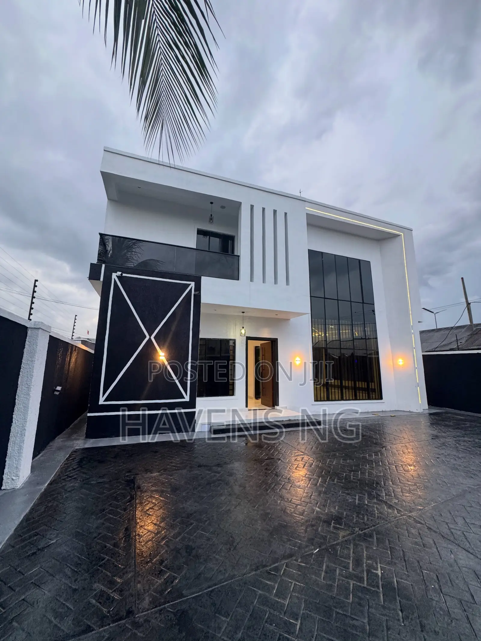 4bdrm Duplex in GRA Phase 1 / Port-Harcourt for sale in GRA Phase 1 / Port-Harcourt