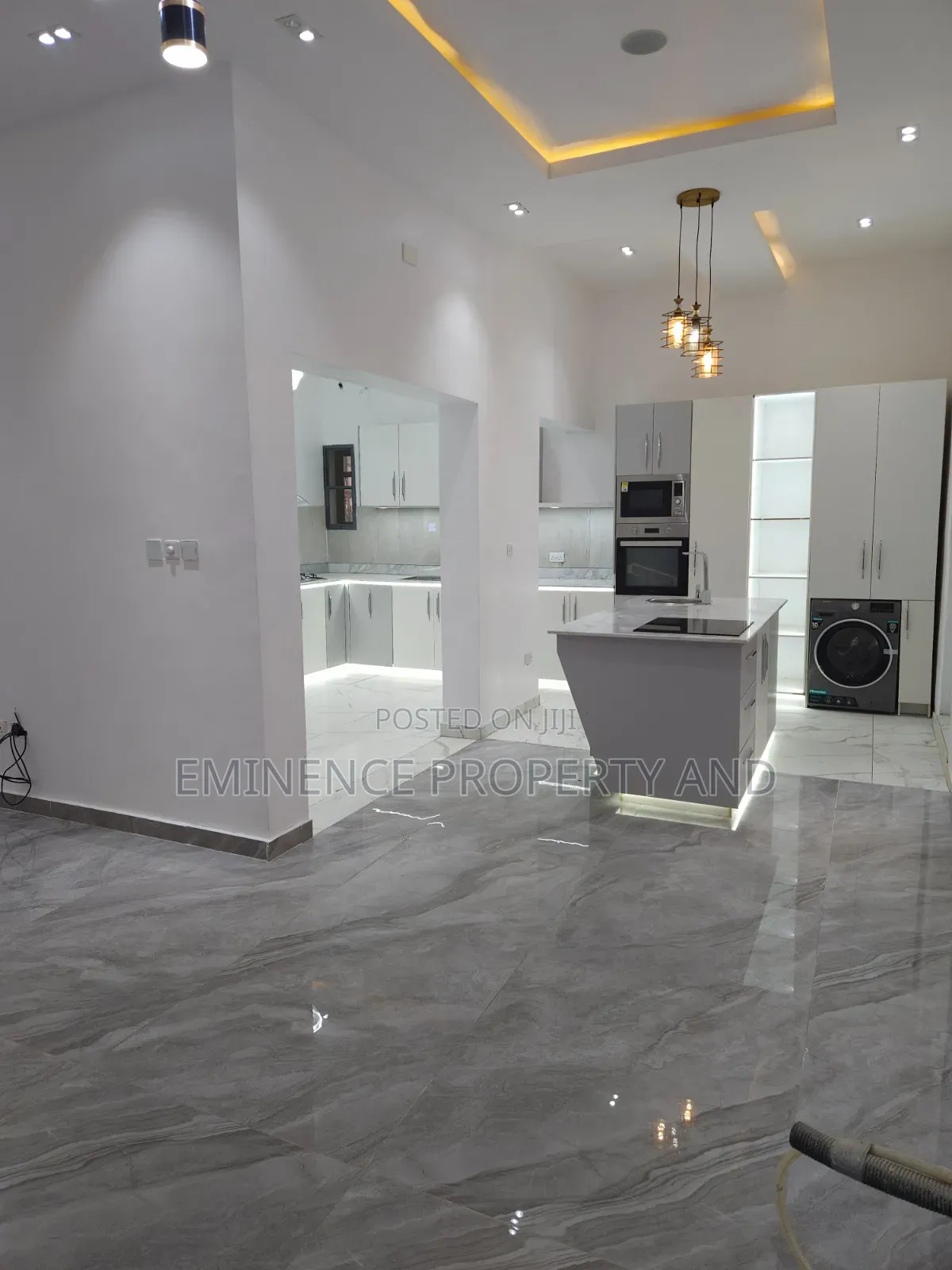 5bdrm Duplex in Victory Park, Jakande for sale in Jakande
