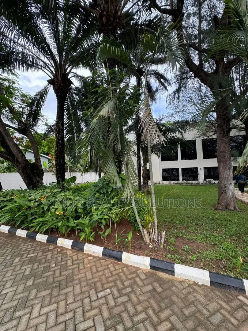 A Spacious and Elegant 119 SQM Office Space Is Available for Rent in Old Ikoyi