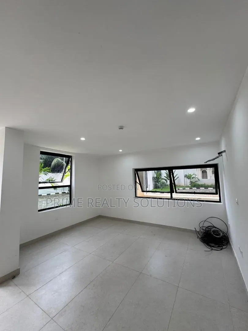 A Spacious and Elegant 119 SQM Office Space Is Available for Rent in Old Ikoyi