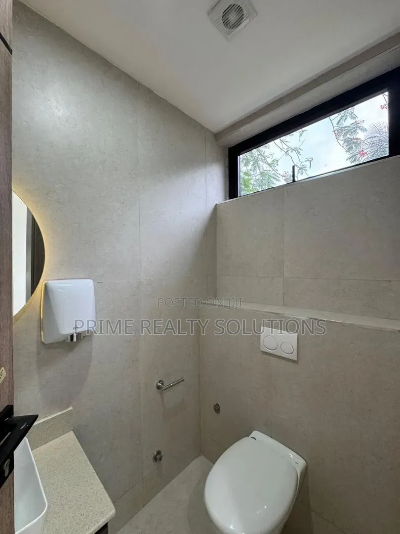A Spacious and Elegant 119 SQM Office Space Is Available for Rent in Old Ikoyi
