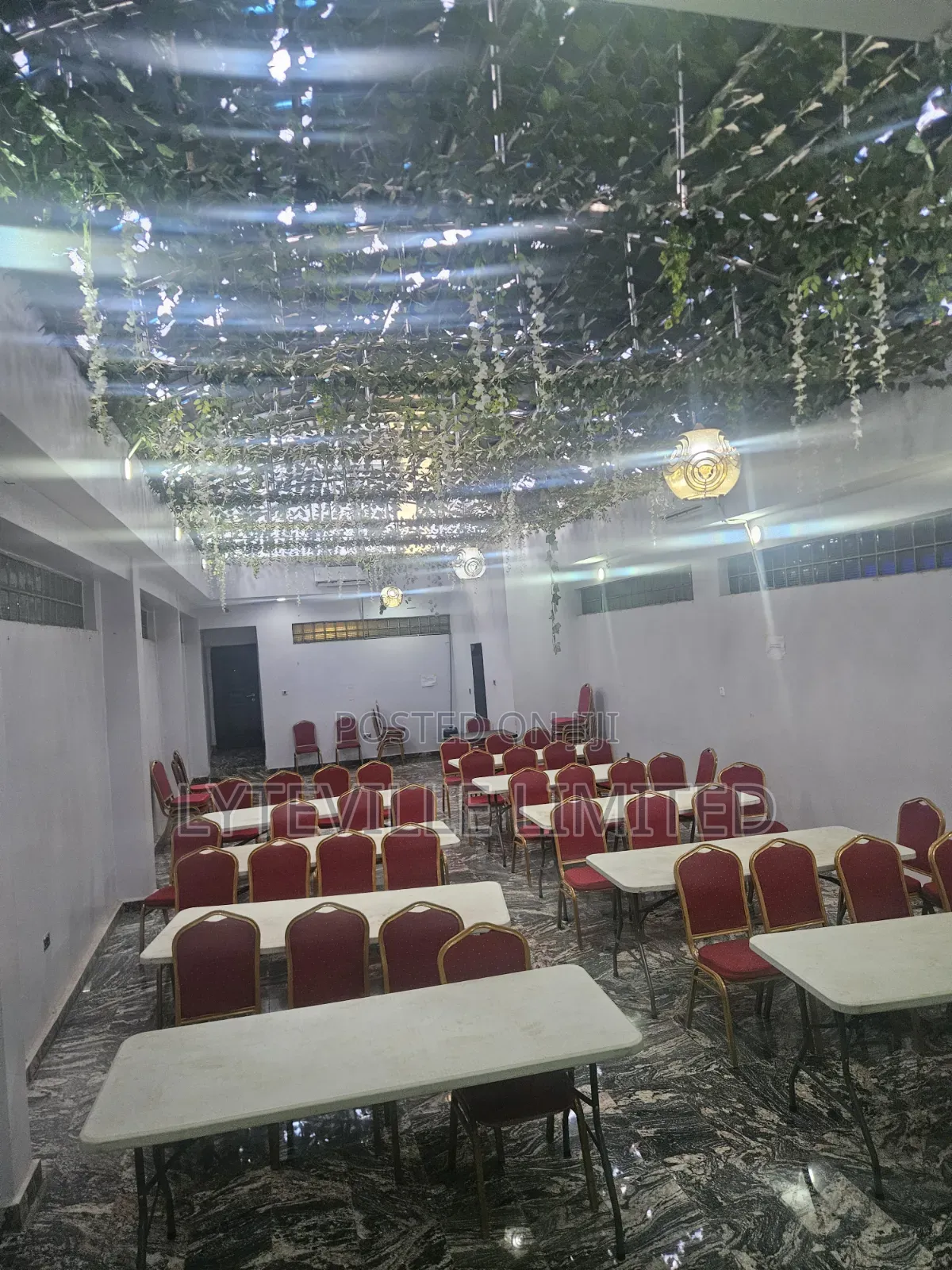Serene Hall Floxy in Mabushi