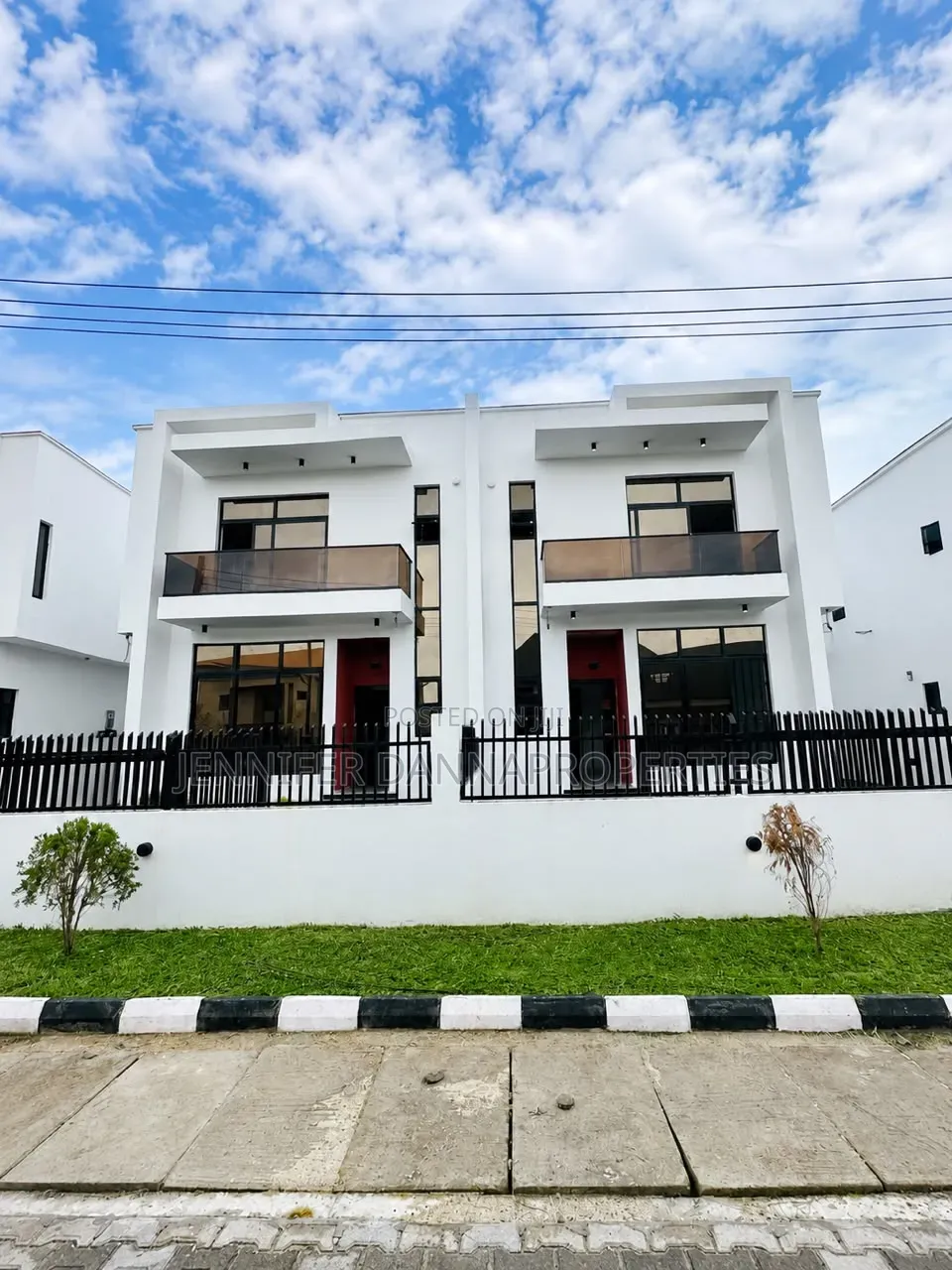 4bdrm Duplex in Sangotedo for sale in Sangotedo