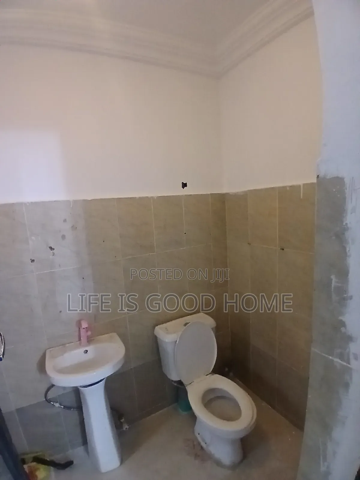 Studio Apartment in City Bay Estate, Ikate for rent in Ikate