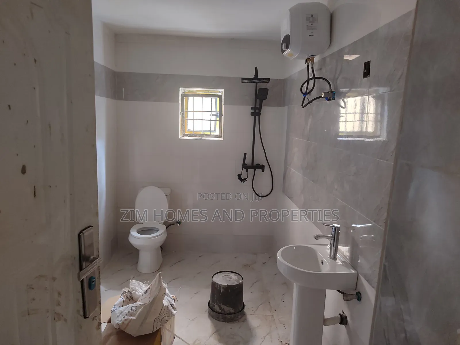 1bdrm Bungalow in Zim Homes And, Area 11 for rent in Area 11