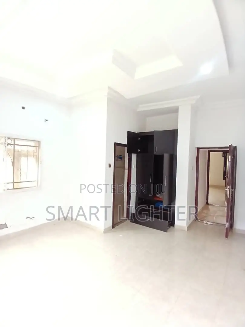 2bdrm Block of Flats in Gwarinpa for sale in Gwarinpa