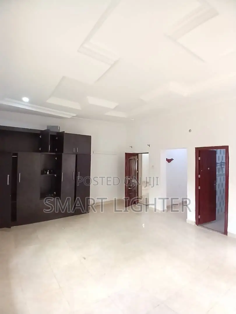 2bdrm Block of Flats in Gwarinpa for sale in Gwarinpa