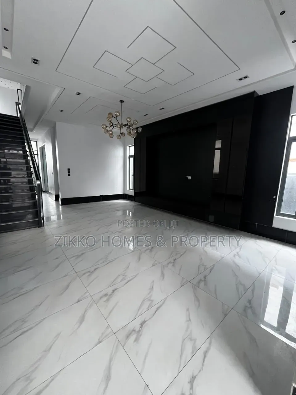 5bdrm Duplex in Sangotedo for sale in Sangotedo