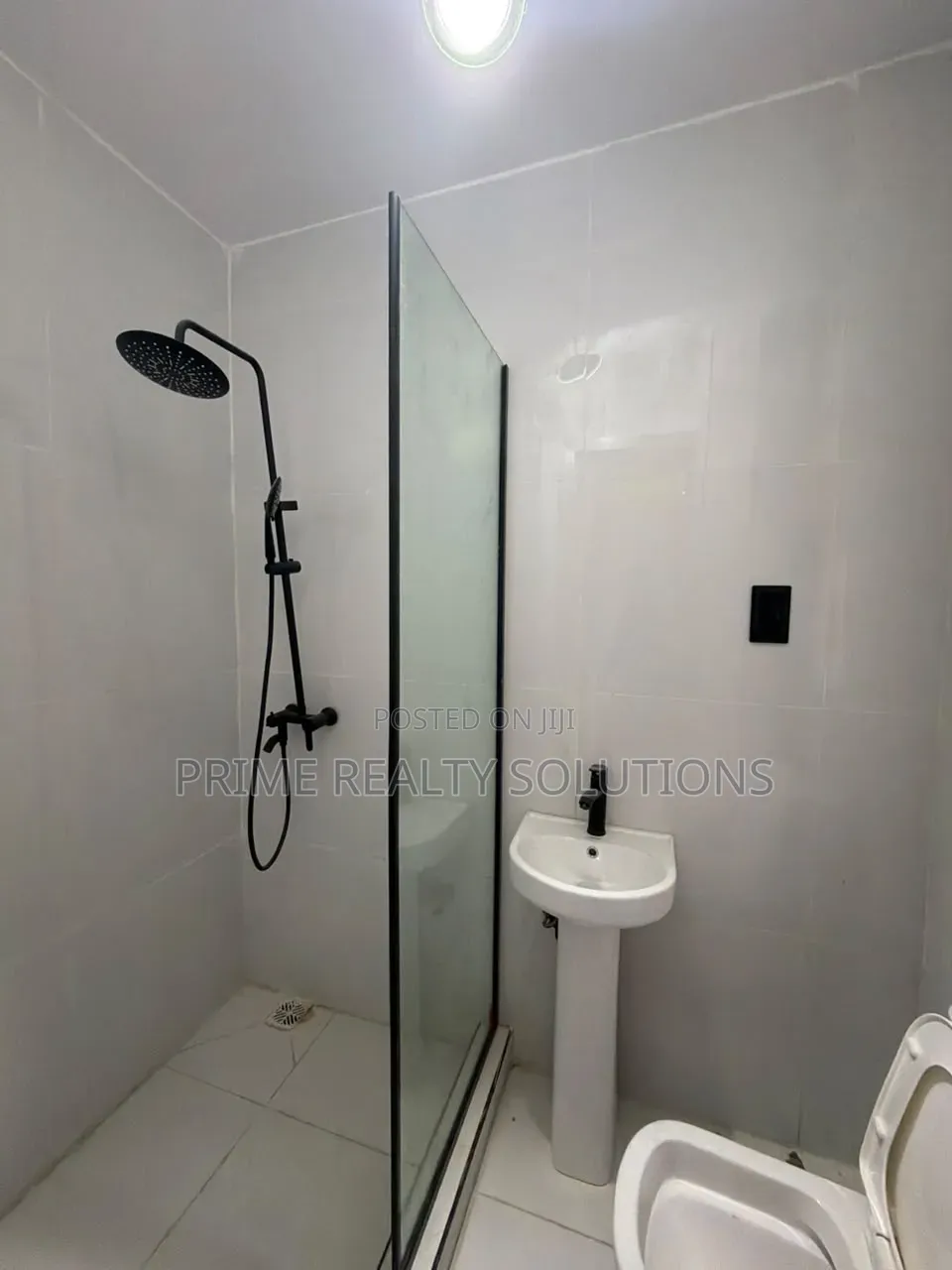 3bdrm Apartment in Banana Island for rent in Banana Island