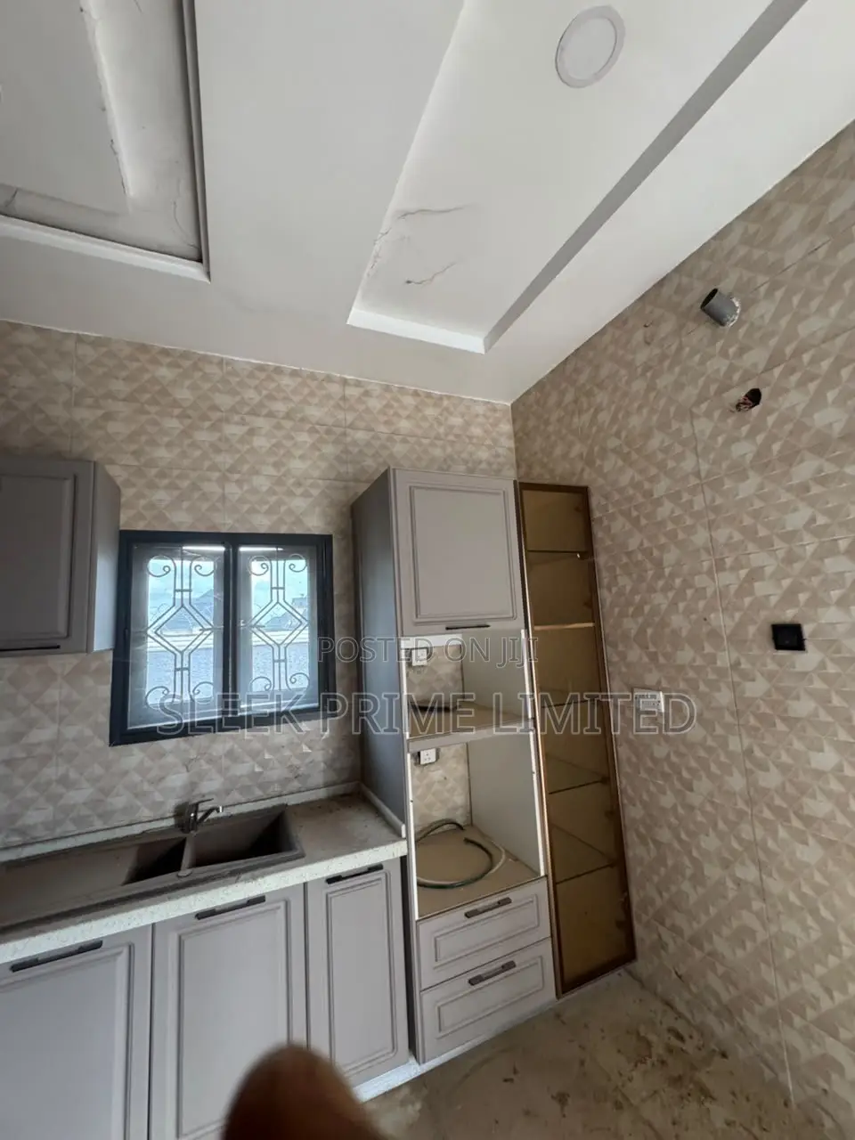 4bdrm Duplex in Lugbe District for rent in Lugbe District
