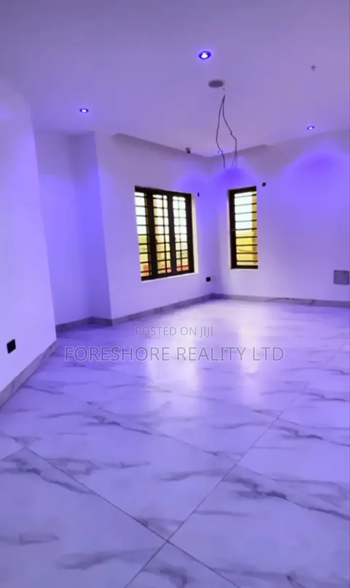 4bdrm Duplex in Omole Phase 1 for sale in Omole Phase 1