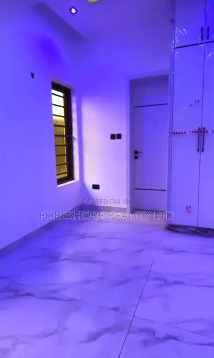 4bdrm Duplex in Omole Phase 1 for sale in Omole Phase 1