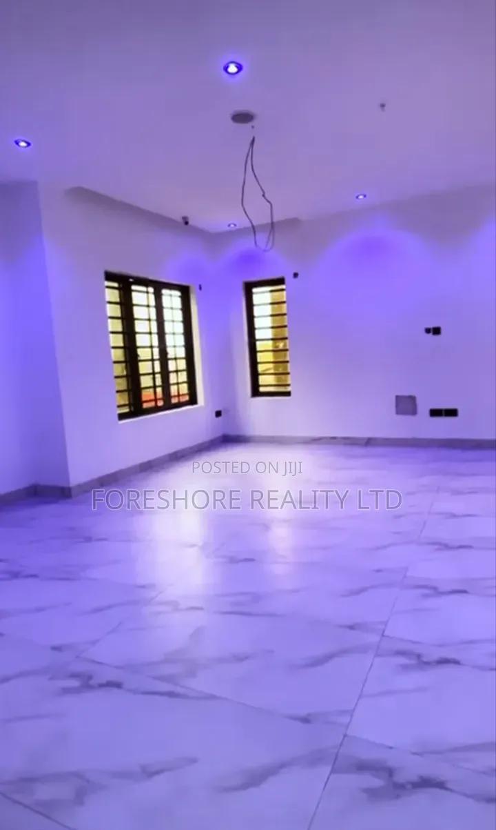 4bdrm Duplex in Omole Phase 1 for sale in Omole Phase 1