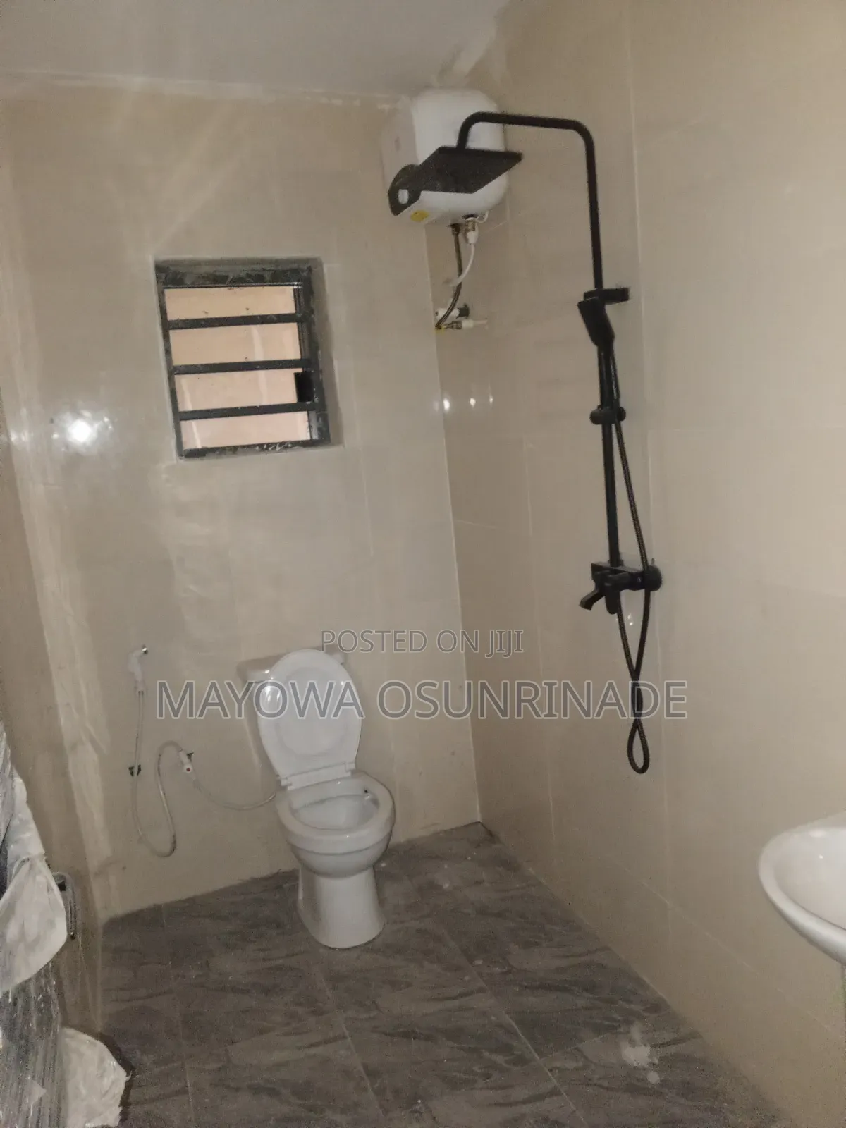 2bdrm Room & Parlour in Ologuneru for rent in Ologuneru