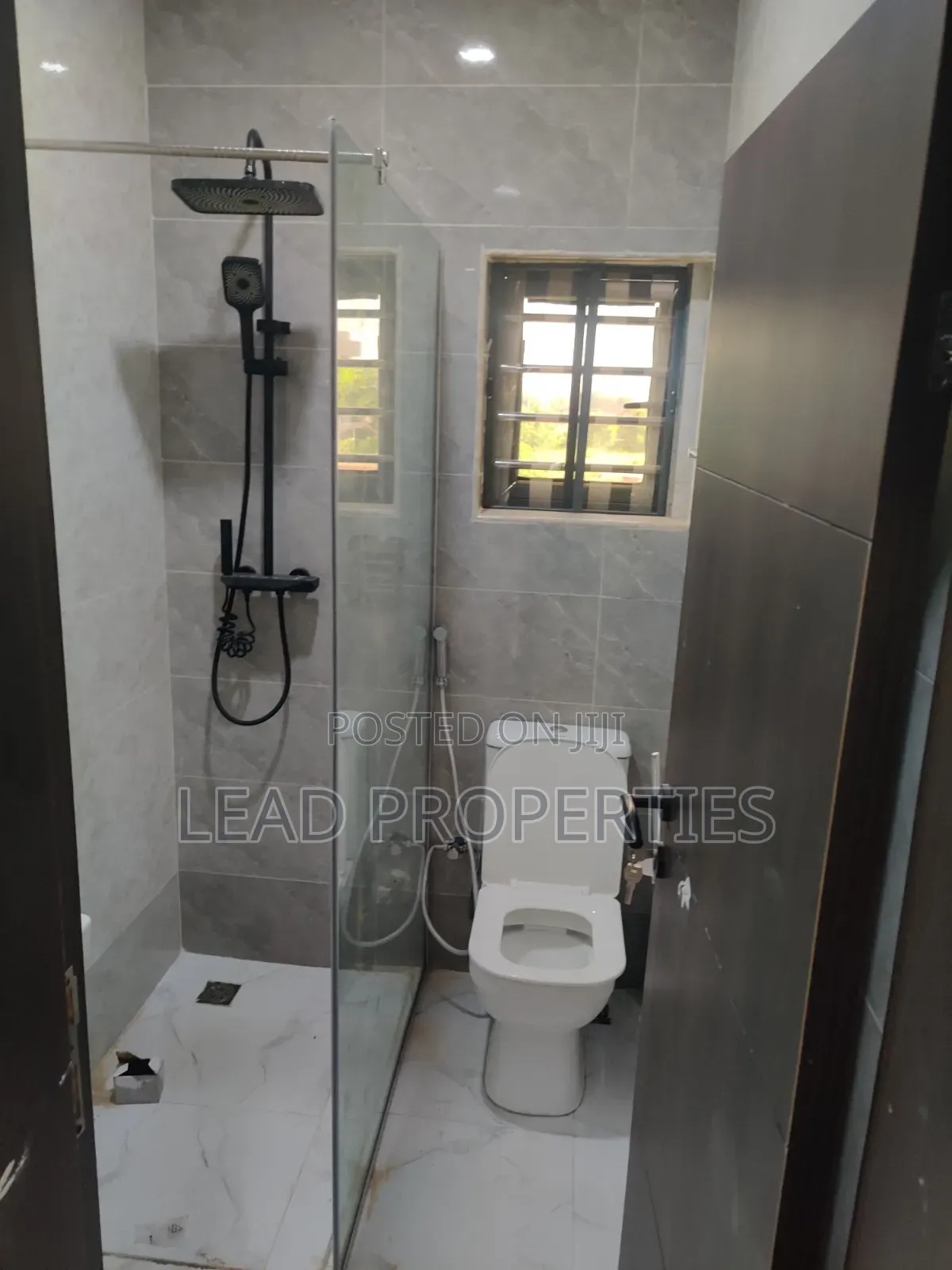 3bdrm Duplex in Alagbaka Gra, Ondo / Ondo State for sale in Ondo / Ondo State
