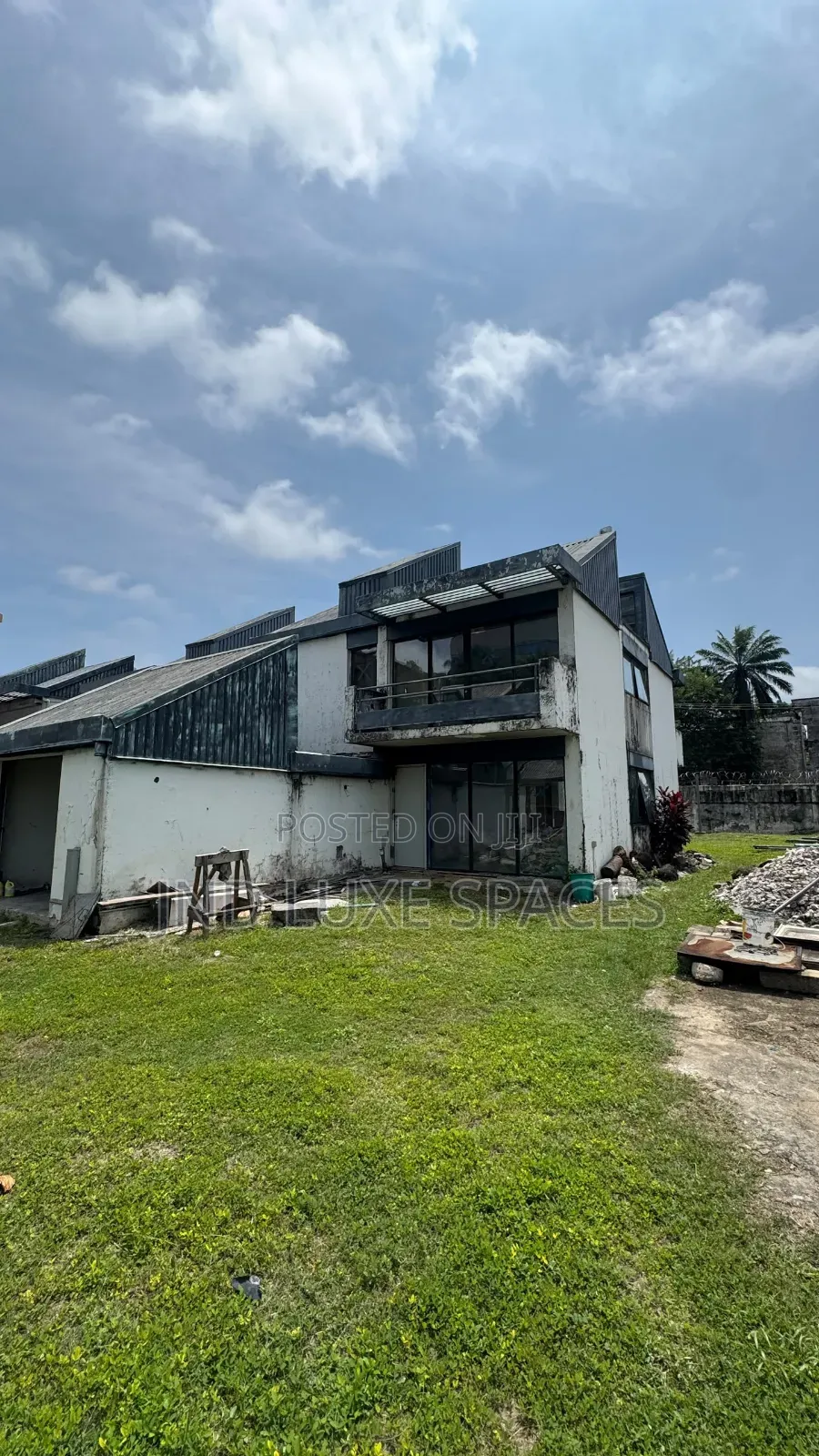 Tastefully Built Commercial Space Six Bedroom in Old Ikoyi