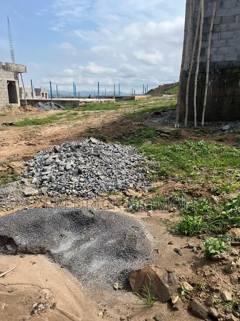 R of O Land for Sale at Jikwoyi FCT in Phase 2 / Jikwoyi