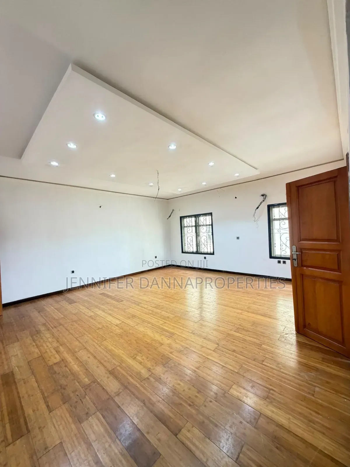 4bdrm Duplex in Ademola Adetokunbo for sale in Ademola Adetokunbo