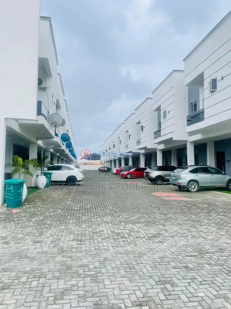 4 Bedroom Terrace Duplex Apartment With 2 Living Rooms in Ajah